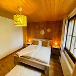 6 Personnes Avec Sauna Апартаменты *