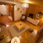 Апартаменты 6 Personnes Avec Sauna Лейсен