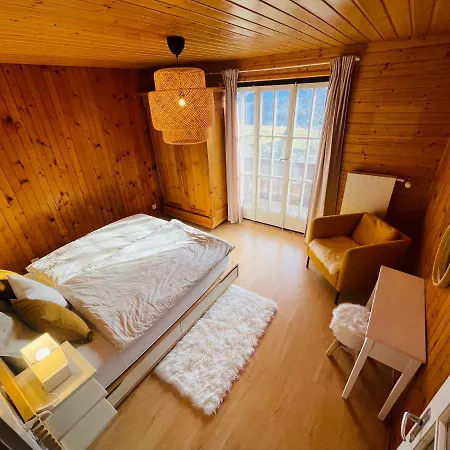 Avec Terrasse Et Vue Alpine *