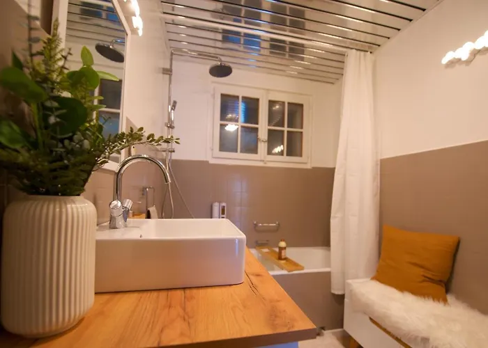 6 Personnes Avec Sauna *